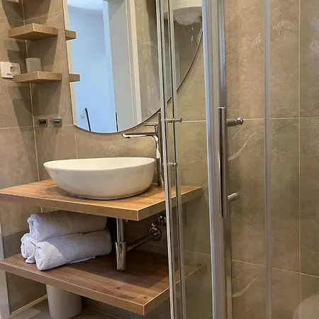 Stone Nikola * Podorljak