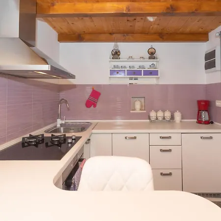 Stone Nikola Daire Podorljak