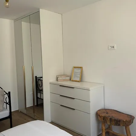 Apartment Stone Nikola Podorljak