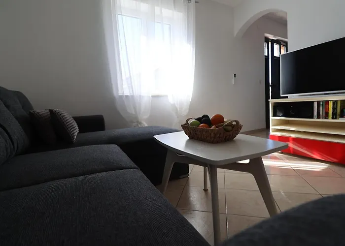 Stone Nikola アパート Podorljak